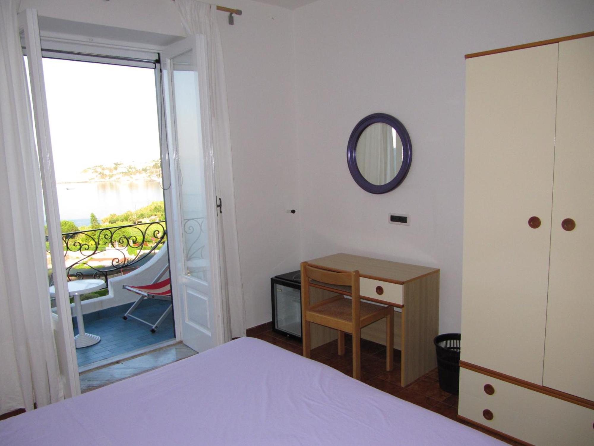 Bed & Breakfast Casa Antonio Barano dʼIschia